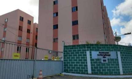 Apartamento com 2 quartos à venda na Rua Rio das Graças, Recreio Ipitanga, Lauro de Freitas, 44 m2 por R$ 110.000