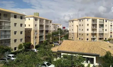 Apartamento com 3 quartos para alugar na Rua Ministro Antônio Carlos Magalhães, Buraquinho, Lauro de Freitas, 57 m2 por R$ 3.600