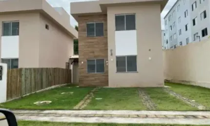 Casa em condomínio fechado com 4 quartos para alugar na Rua Sucupió, Abrantes, Camaçari, 164 m2 por R$ 4.500