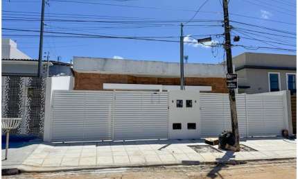 Casa com 3 quartos à venda na Rua Aristóteles de Almeida Lacerda, 401, José Américo de Almeida, João Pessoa