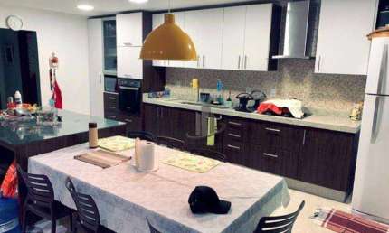 Casa TRIPLEX à venda com fino acabamento no Bairro Água Limpa!!!