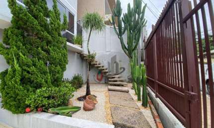 Belíssima Casa com 4 Quartos à venda, 247 m² por R$ 1.500.000 - Jardim Belvedere - Volta Redonda/RJ