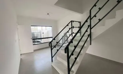 Maravilhosa Casa TRIPLEX  com 3  Quartos à venda, 150 m² por R$ 850.000 - Jardim Provence  - Volta Redonda/RJ