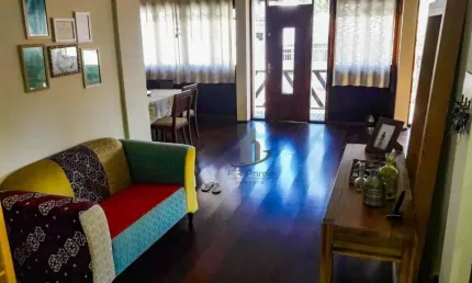 Casa Excepcional com Maravilhosa Área Externa - Jardim Amália - Volta Redonda/RJ