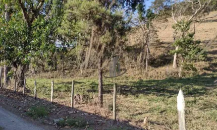 Excelente Chácara com 21.000 m²  - São José do Turvo - Barra do Piraí/RJ