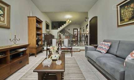Casa Excepcional com Ampla Sala em Conceito Aberto - Jardim Amália - Volta Redonda/RJ