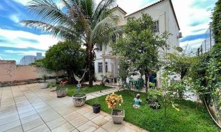 Casa com 4 quartos à venda por R$ 1.350.000 - Jardim Amália - Volta Redonda