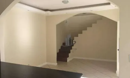 Excelente casa à venda por R$ 750.000 - Vale do Sol - Pinheiral/RJ