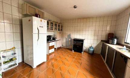 Excelente casa com 3 quartos à venda, no bairro Jardim Belvedere em Volta Redonda.