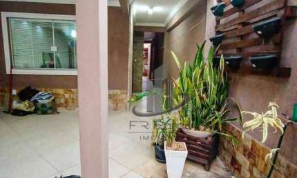 Maravilhosa casa DUPLEX à venda no bairro Jardim Belvedere, em Volta Redonda!!