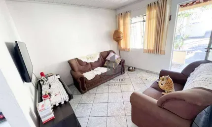 Ótima casa à venda no bairro Mangueira, em Barra Mansa!!