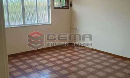 Casa comercial com 1 sala para alugar na Estrada Intendente Magalhães, Marechal Hermes, Rio de Janeiro, 85 m2 por R$ 1.600