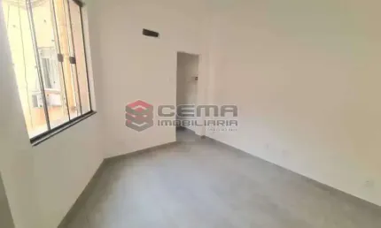 Kitnet / Stúdio à venda na Rua Buarque de Macedo, Flamengo, Rio de Janeiro, 22 m2 por R$ 350.000