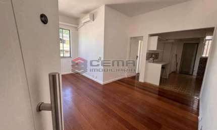 Apartamento com 3 quartos à venda na Rua Belisário Távora, Laranjeiras, Rio de Janeiro, 88 m2 por R$ 880.000