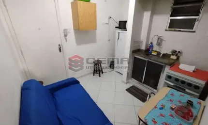 Kitnet / Stúdio à venda na Avenida Nossa Senhora de Copacabana, Copacabana, Rio de Janeiro, 29 m2 por R$ 490.000