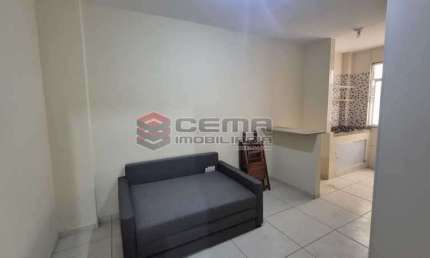 Kitnet / Stúdio à venda na Rua Riachuelo, Centro, Rio de Janeiro, 20 m2 por R$ 150.000