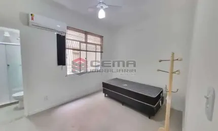 Kitnet / Stúdio à venda na Rua do Catete, Catete, Rio de Janeiro, 24 m2 por R$ 330.000