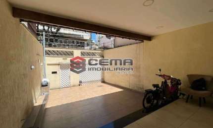 Casa comercial com 1 sala para alugar na Rua Coelho Neto, Laranjeiras, Rio de Janeiro, 228 m2 por R$ 15.000