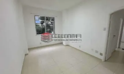 Apartamento com 3 quartos à venda na rua constante ramos, copacabana, rio de janeiro, 68 m2 por r$ 829.000