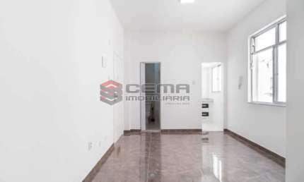 Apartamento com 1 quarto para alugar na Rua Carlos de Carvalho, Centro, Rio de Janeiro, 35 m2 por R$ 1.800