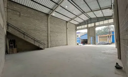 Galpão para alugar, 355 m² por R$ 13.100/mês - Vila Carlina - Mauá/SP