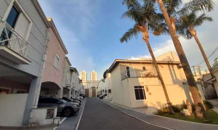 Sobrado com 3 dormitórios, 136 m² - venda por R$ 949.900,00 ou aluguel por R$ 6.700,00/mês - Vila Scarpelli - Santo André/SP
