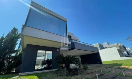 Sobrado exclusivo de alto padrão à venda no Condomínio Solar das Palmeiras em Foz do Iguaçu.