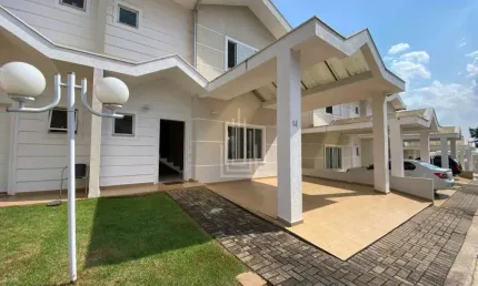 Sobrado à venda no Condominio Vila Europa em Foz do Iguaçu.