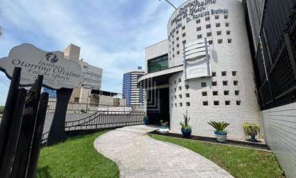 Prédio Comercial à venda no centro de Foz do Iguaçu.
