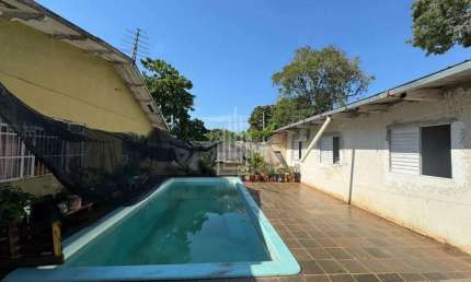 Casa à venda no bairro Jardim Panorama em Foz do Iguaçu.