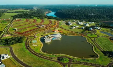 Terreno à venda em Foz do Iguaçu no Condomínio Royal Boulevard Yacht Residence e Resort .