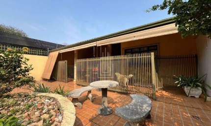 Casa com 2 quartos à venda na Rua Piapara, Vila A, Foz do Iguaçu