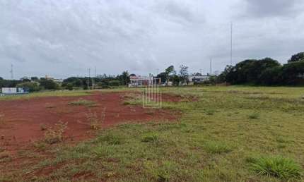 Terreno para locação na Avenida Costa e Silva em Foz do Iguaçu.