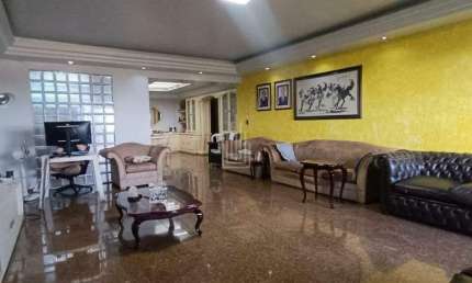 Cobertura à venda, 2 quartos, 2 suítes, Jardim Cristina - Foz do Iguaçu/PR