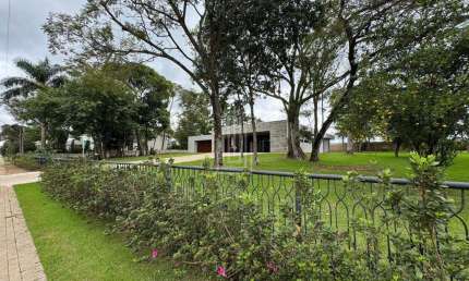 Casa Térrea de alto padrão à venda no Condomínio Chácara Natureza em Foz do Iguaçu.
