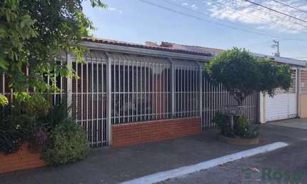 Casa bem localizada no bairro Grande Terceiro - CA5150