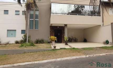 Sobrado em condomínio  com 04 suítes, Jardim Itália II, Cuiabá - CA6584