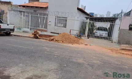 Casa com 3 quartos à venda na Rua Lobivar de Matos, 108, Goiabeiras, Cuiabá