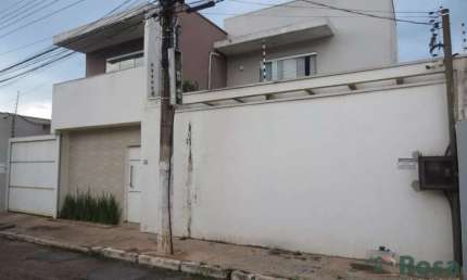 Casa com 4 quartos à venda na Travessa Alice Farias, Centro Sul, Cuiabá