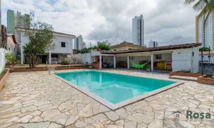 Imóvel Amplo à Venda para Fins Residencial e Comercial, com 4 Quarto(s), sendo 1 Suíte, piscina, próximo ao 44º Batalhão de Infantaria Motoriado, Cuiabá. - CA7871
