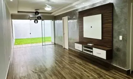 Casa com 3 quartos à venda na Avenida das Palmeiras, 336, Jardim Imperial, Cuiabá
