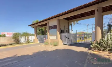 Sobrado com 3 quartos sendo 2 suítes, com armários planejados no condomínio villa di capri, localizado no bairro despraiado, próximo ao buffet leila malouf, cuabá, - so8026