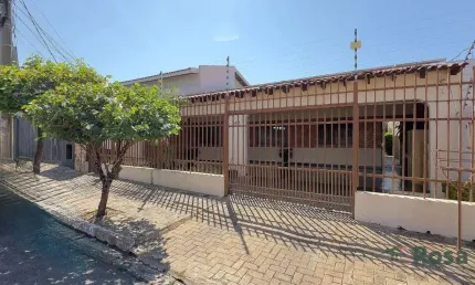Casa térrea comercial/residencial com energia solar e 4 quartos em localização nobre - próximo à ufmt - cuiabá/mt - ca8083