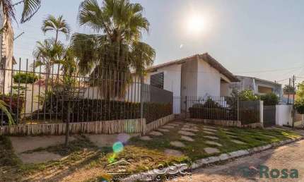 Casa à Venda com 4 Quartos, sendo 3 Suítes no Bairro BOA ESPERANÇA, Cuiabá. - 26007