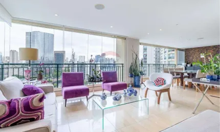 'Luxo e Conforto: Apê dos Sonhos em Vila Gertrudes'