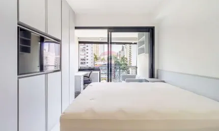 Vende Estúdio totalmente mobiliado, Rua Cristiano Viana, 950 Pinheiros, 26 m², lazer completo, R$600.000,00.