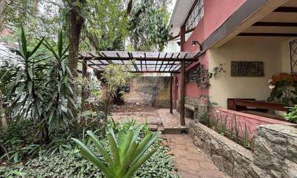 Charmosa casa para locação na rua Ceará Higienópolis - 4 quartos - 245m2
