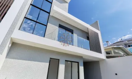 Casa com 3 quartos à venda na Rua Sílvio Zanatta, 825, Santo Inácio, Curitiba por R$ 1.079.000