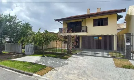 Casa com 3 quartos à venda na Rua Romano Bertagnoli, 155, Mercês, Curitiba, 289 m2 por R$ 1.449.000