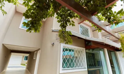 Casa com 3 quartos à venda na rua margarida dallarmi, 640, santa felicidade, curitiba por r$ 1.200.000